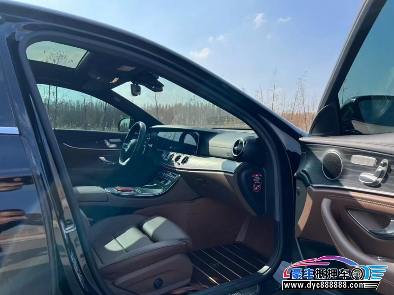 23年奔驰E轿车抵押车出售