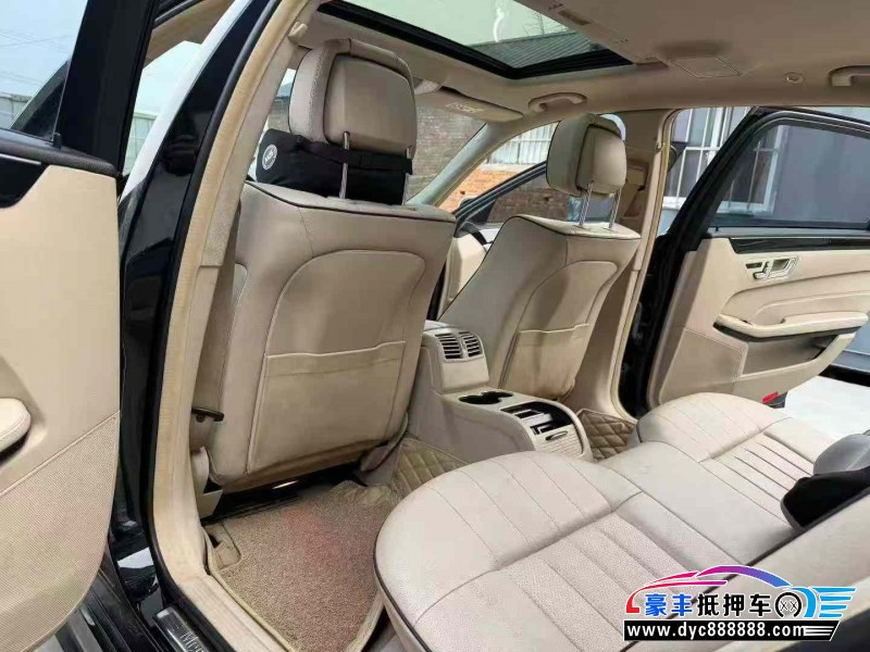 16年奔驰E轿车抵押车出售