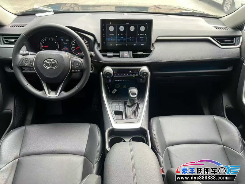 22年丰田威兰达轿车抵押车出售