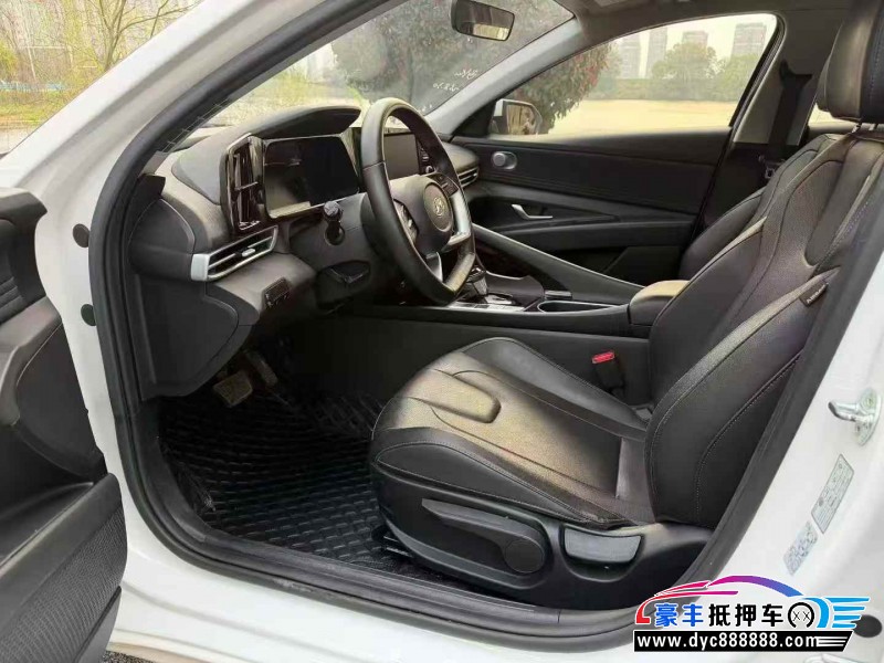 22年现代伊兰特轿车抵押车出售