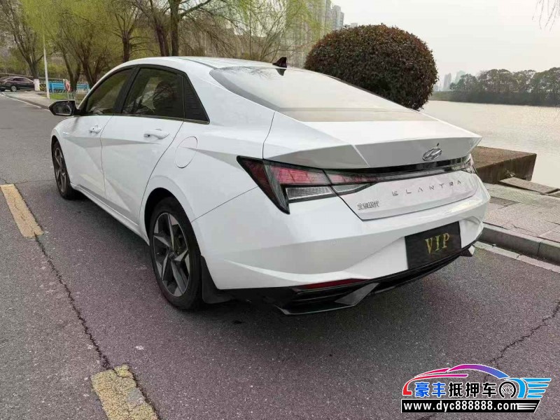 22年现代伊兰特轿车抵押车出售