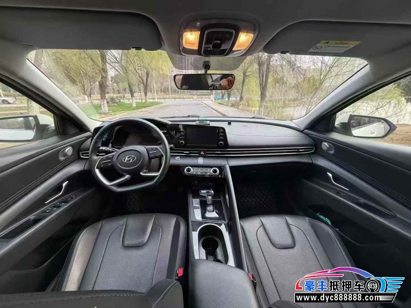 22年现代伊兰特轿车抵押车出售