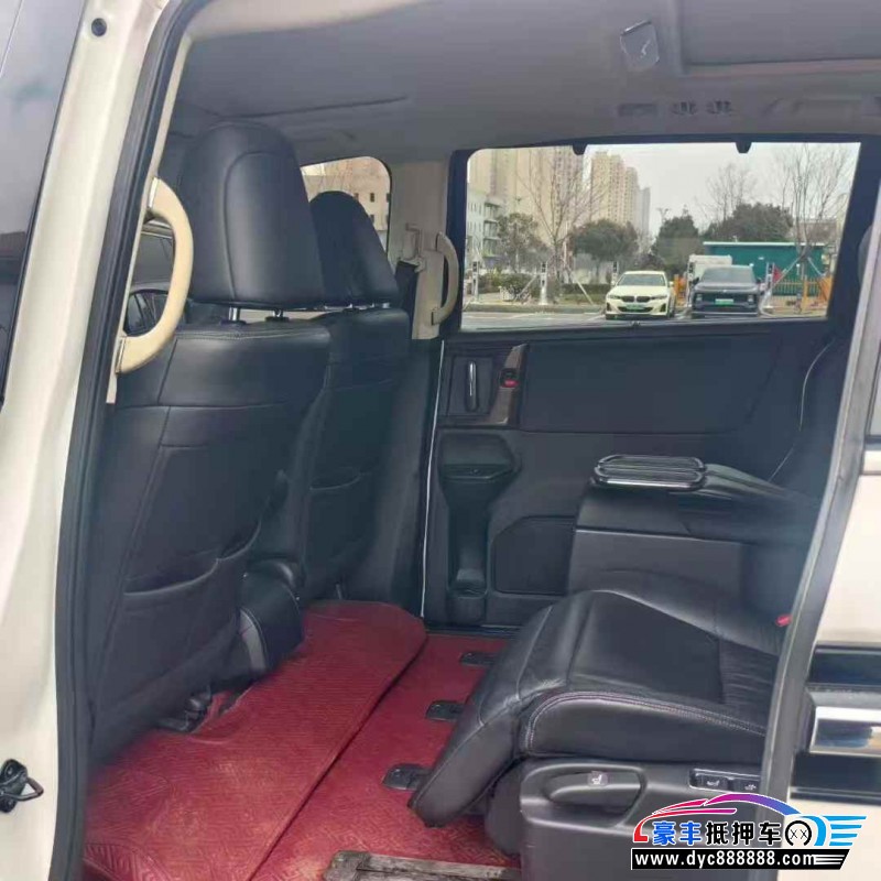 18年本田艾力绅轿车抵押车出售