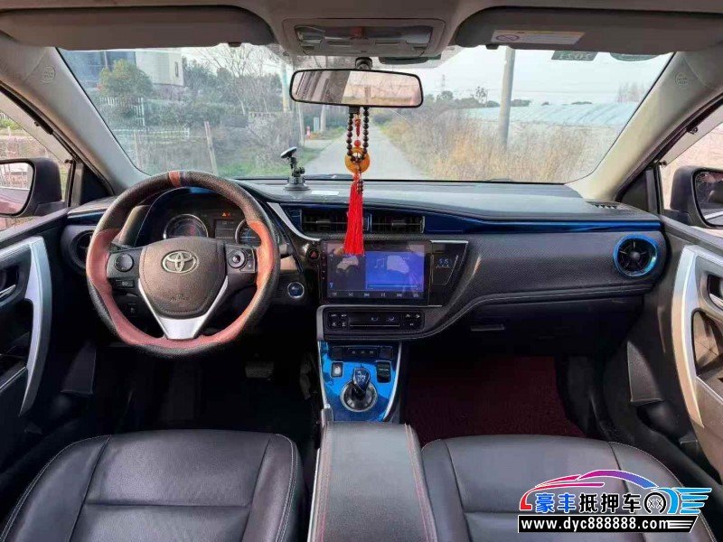 17年丰田雷凌轿车抵押车出售