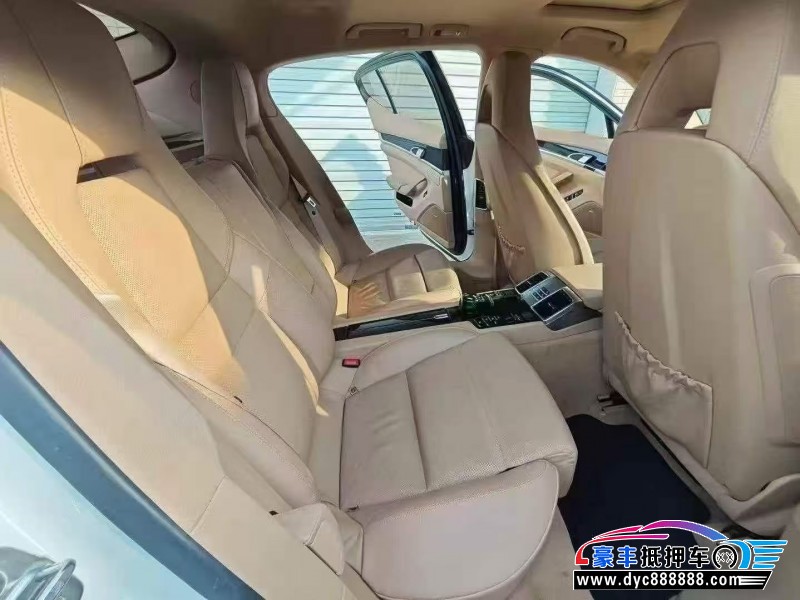 11年保时捷帕纳梅拉轿车抵押车出售