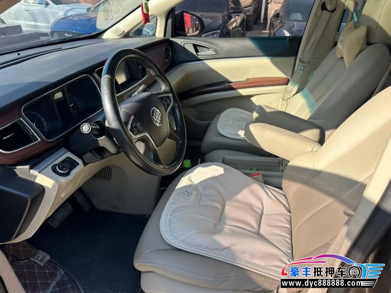 16年别克GL8MPV抵押车出售