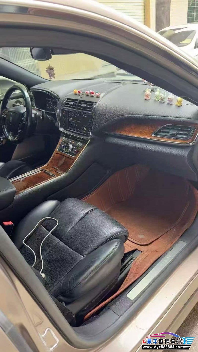 18年林肯大陆轿车抵押车出售