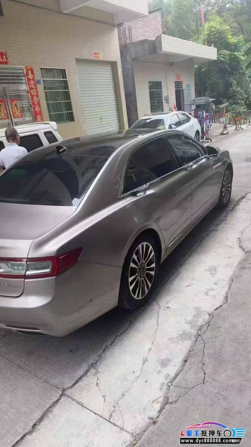 18年林肯大陆轿车抵押车出售