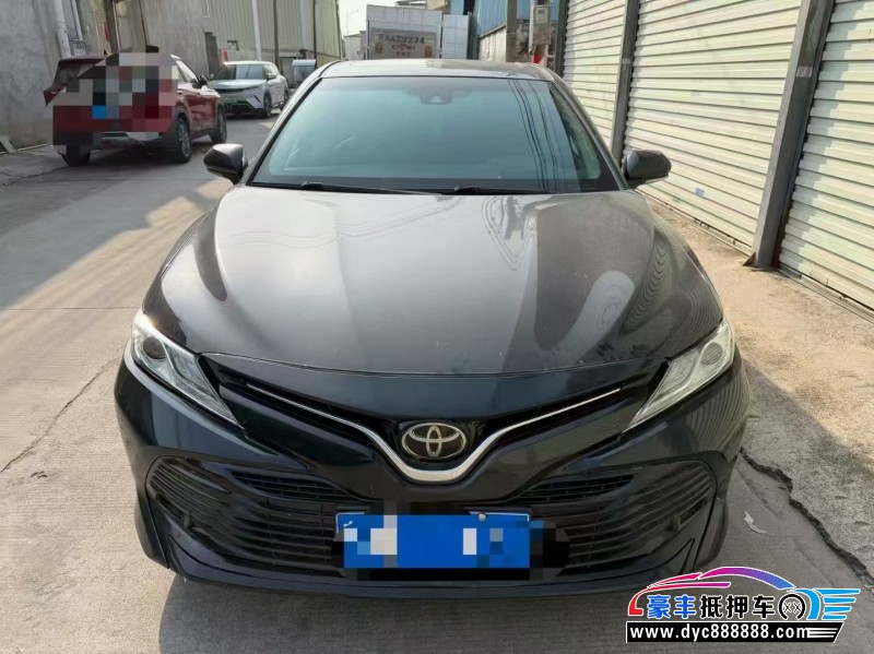 抵押车出售19年丰田凯美瑞轻客