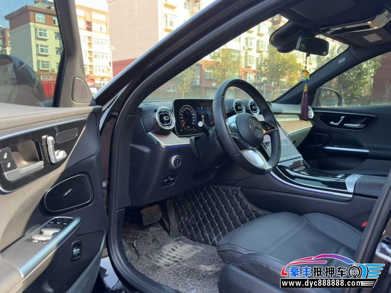 23年奔驰C轿车抵押车出售