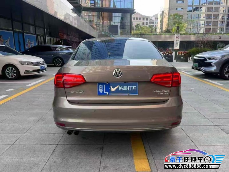 15年大众速腾轿车抵押车出售