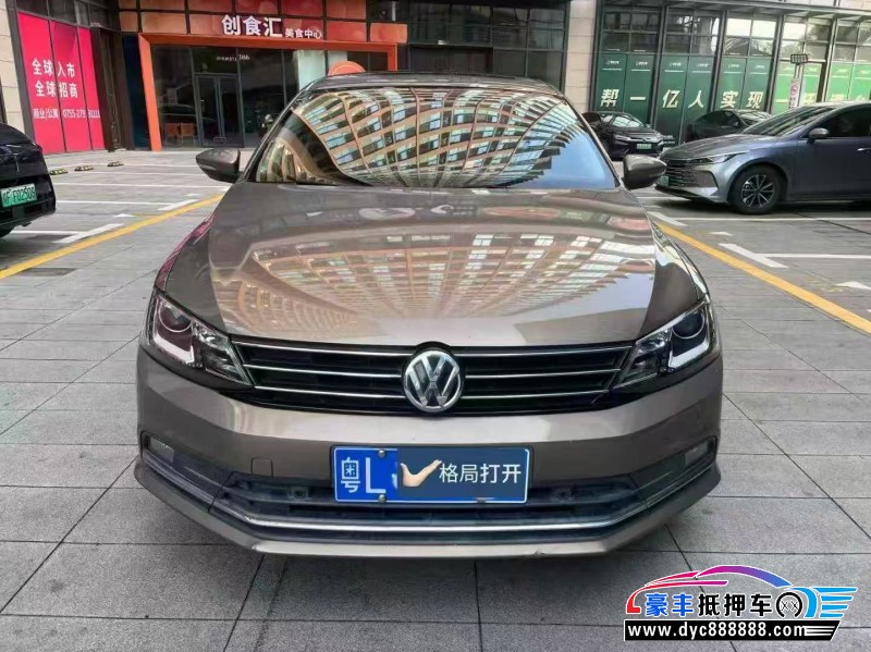 抵押车出售15年大众速腾轿车