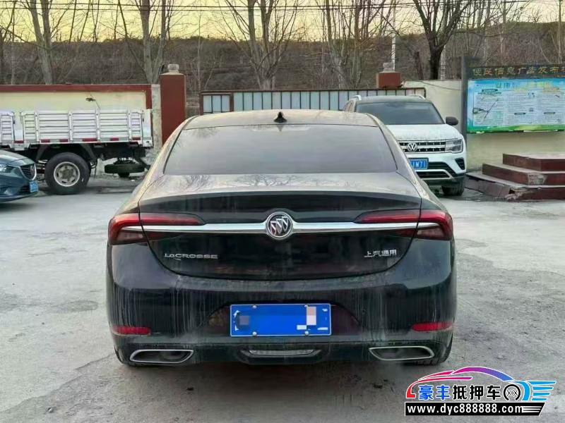 22年别克君越轿车抵押车出售