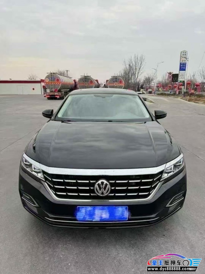 抵押车出售19年大众帕萨特轿车