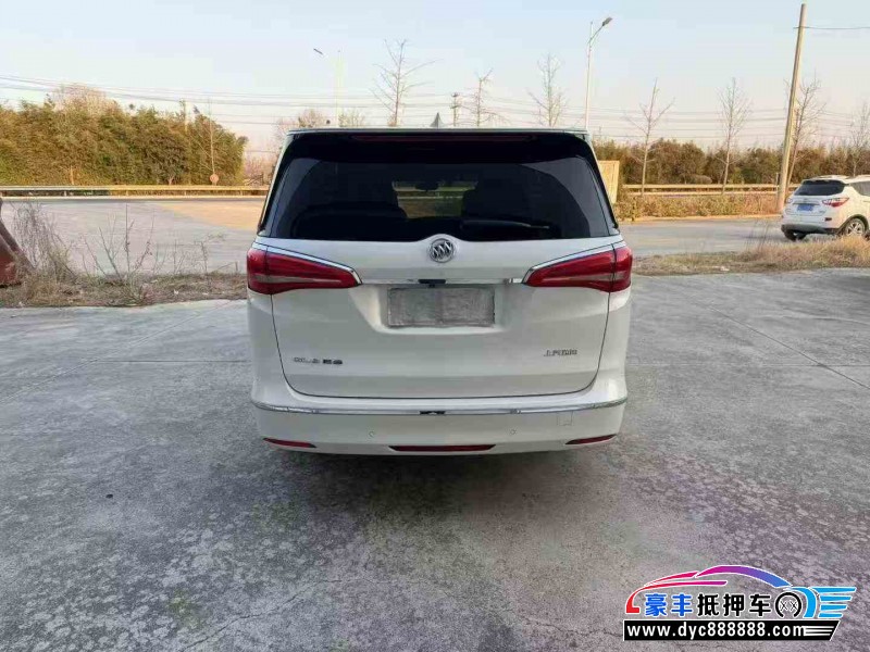 18年别克GL8轿车抵押车出售