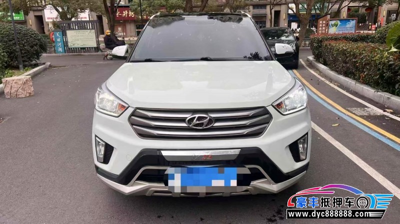 抵押车出售16年现代ix25轿车