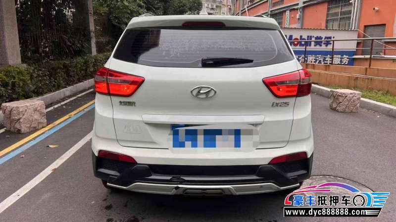 16年现代ix25轿车抵押车出售