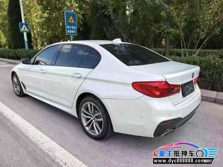 19年宝马5系轿车抵押车出售