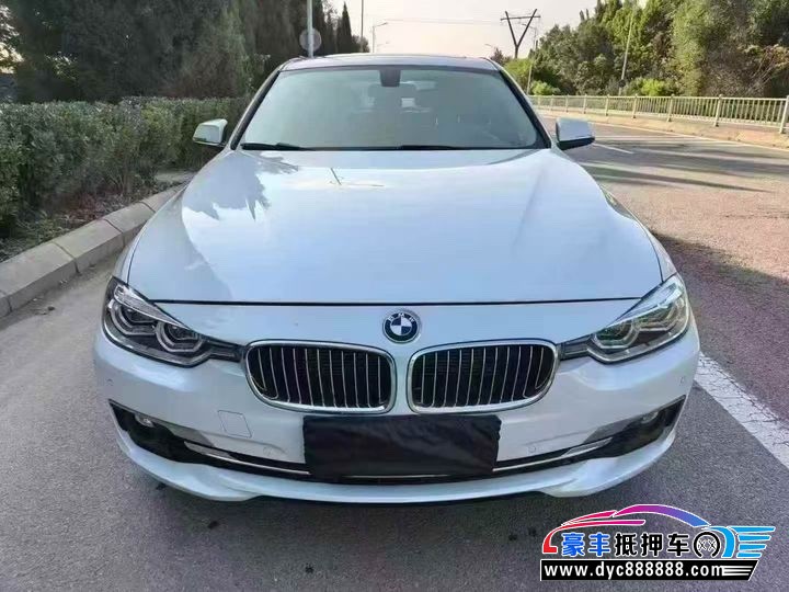 抵押车出售18年宝马3系轿车