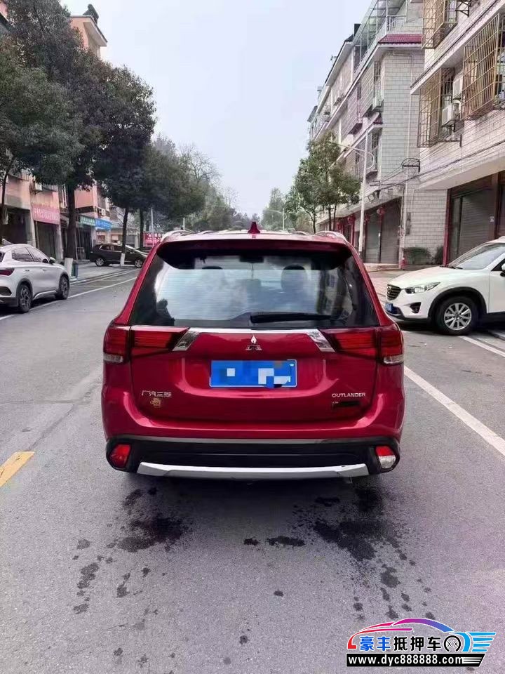 18年三菱欧蓝德SUV抵押车出售