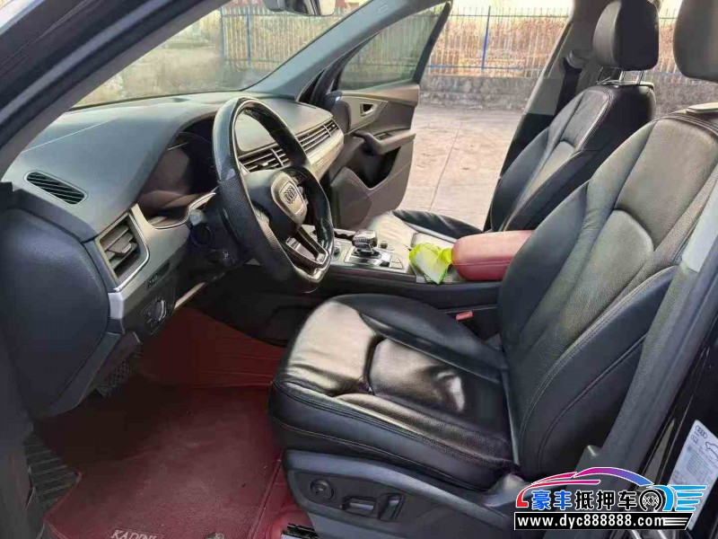 16年奥迪Q7轿车抵押车出售