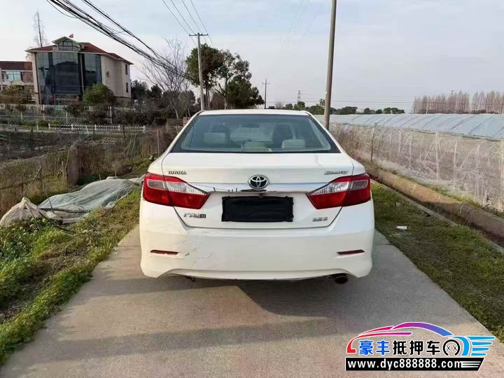 13年丰田凯美瑞轿车抵押车出售
