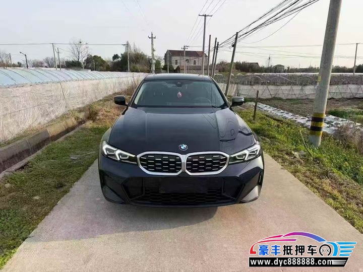 抵押车出售23年宝马3系轿车