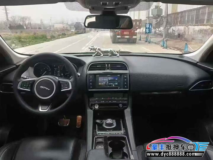 17年捷豹F-PACESUV抵押车出售