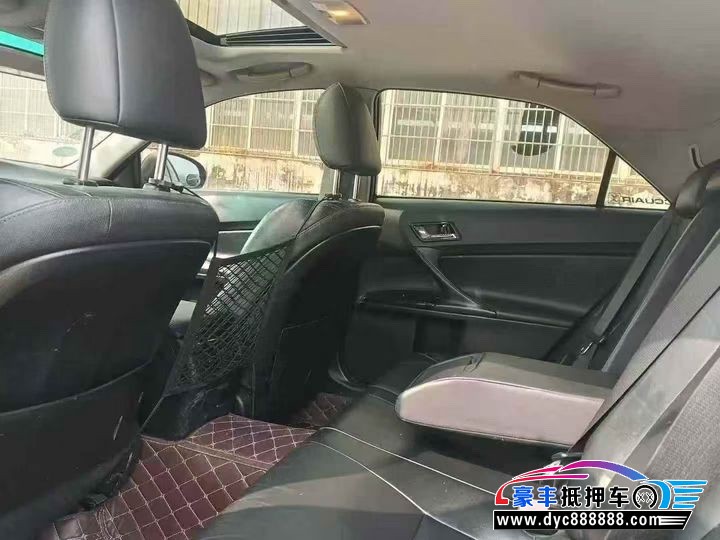 13年丰田锐志轿车抵押车出售