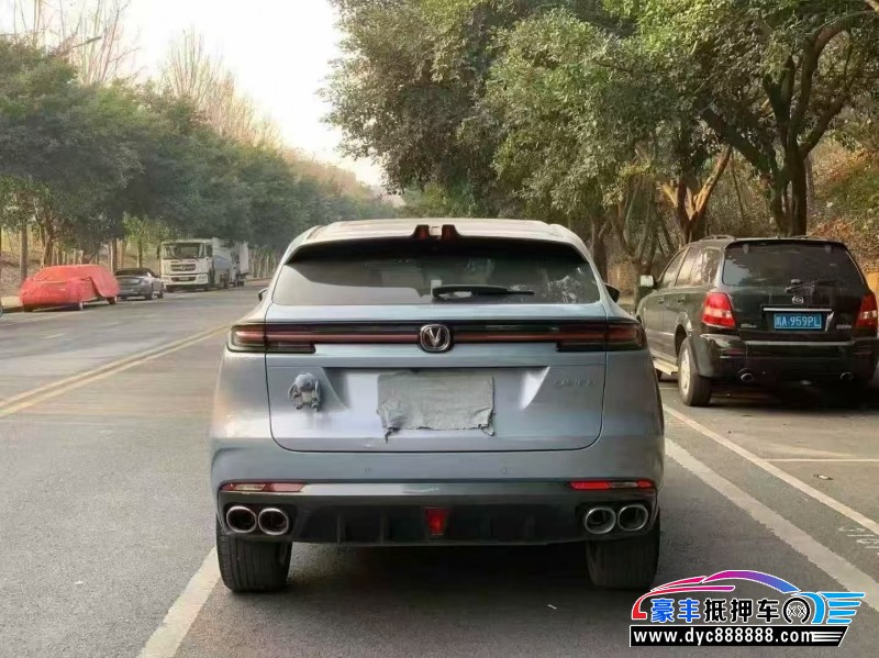 21年长安长安UNI轿车抵押车出售