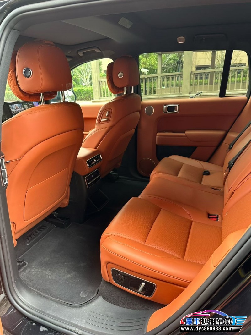 23年理想L7轿车抵押车出售