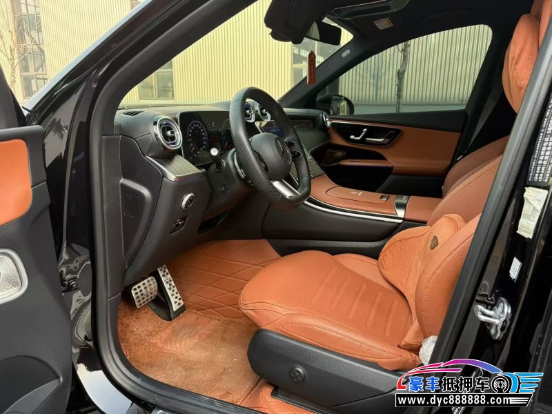 24年奔驰GLC轿车抵押车出售