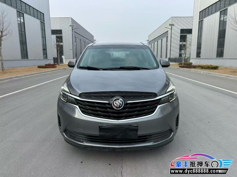 抵押车出售21年别克GL8轿车