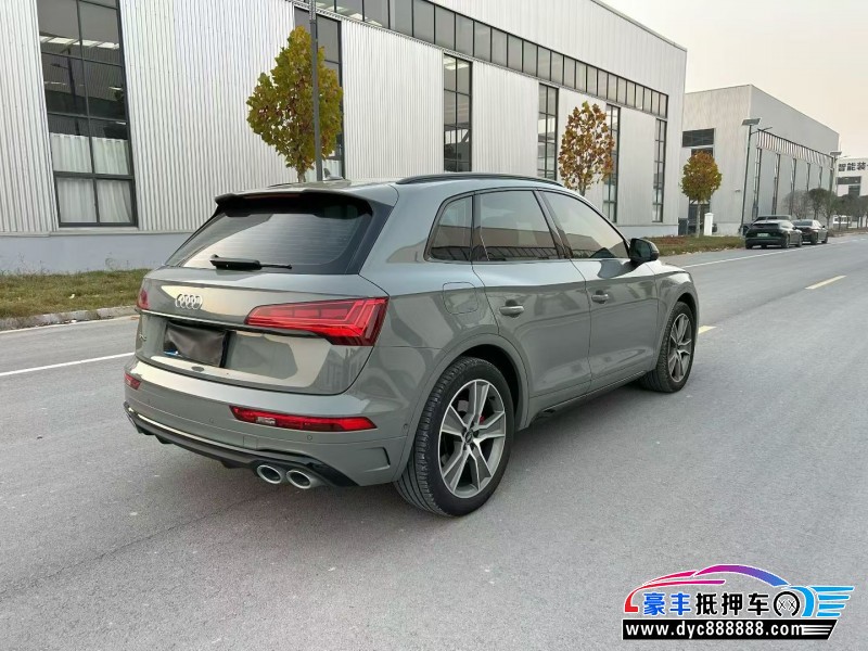 23年奥迪SQ5轿车抵押车出售