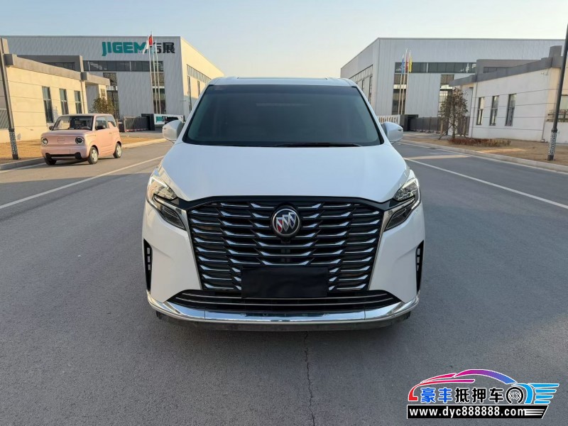 抵押车出售23年别克GL8轿车