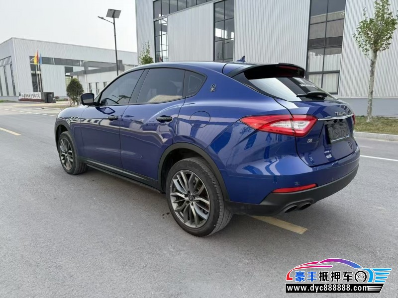 19年玛莎拉蒂莱万特轿车抵押车出售