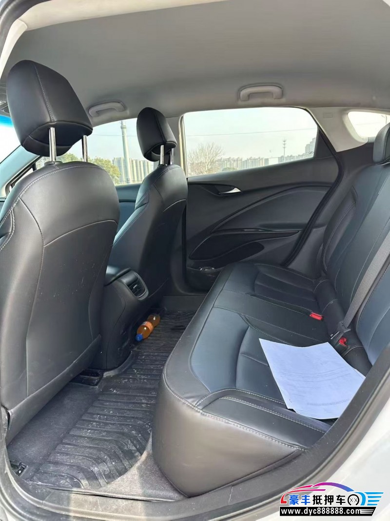 24年别克微蓝轿车抵押车出售