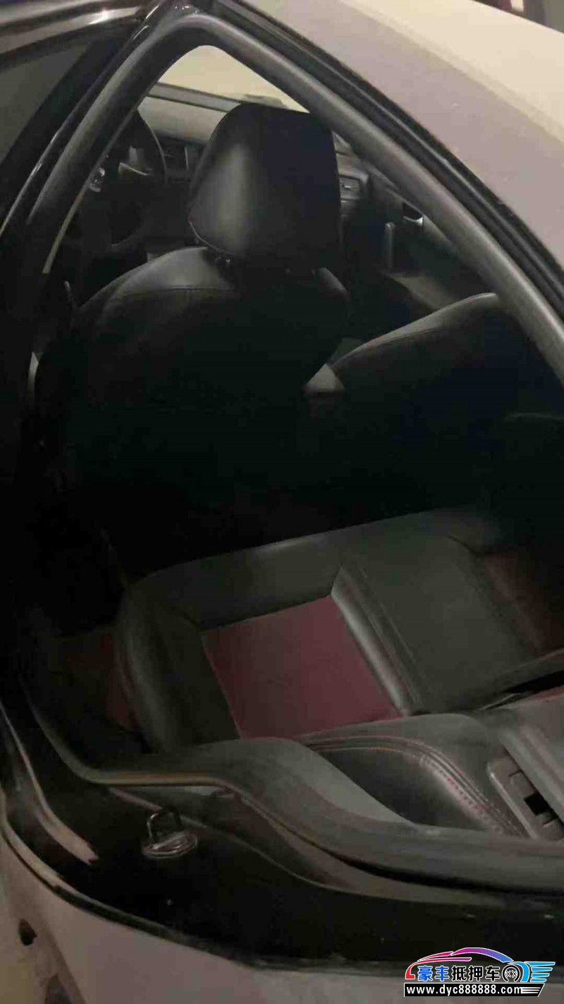 15年大众朗逸轿车抵押车出售