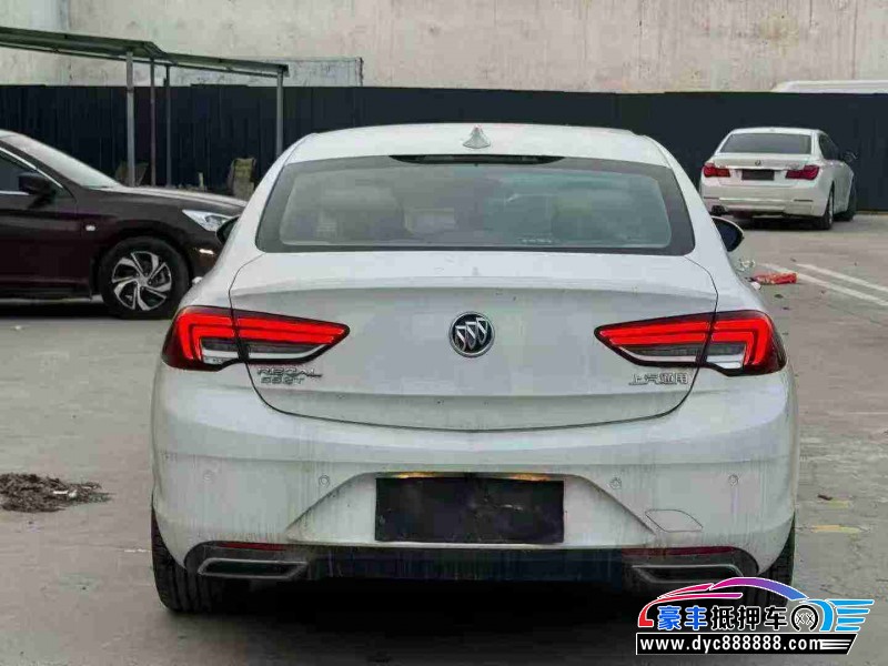 21年别克君威轿车抵押车出售