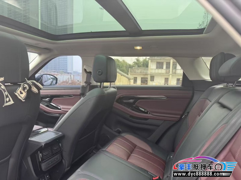 22年路虎揽胜极光轿车抵押车出售