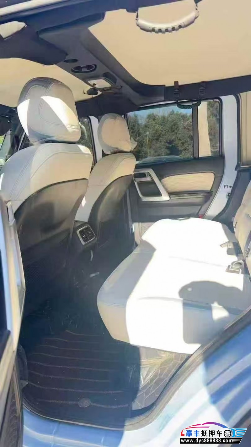 23年北京BJ40轿车抵押车出售