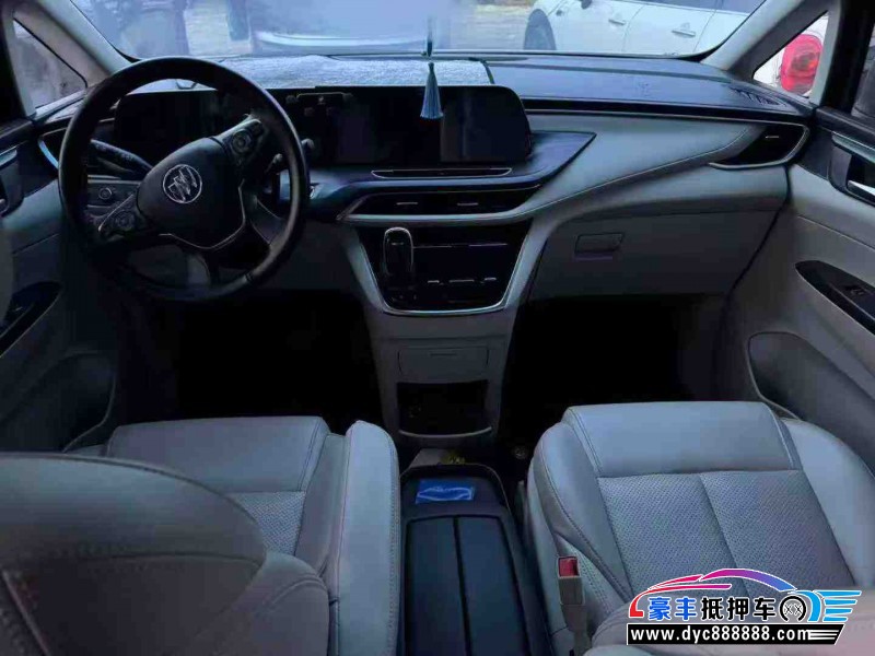 22年别克GL8轿车抵押车出售