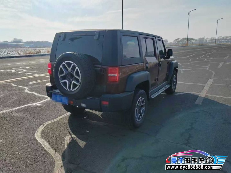 17年北京BJ40轿车抵押车出售