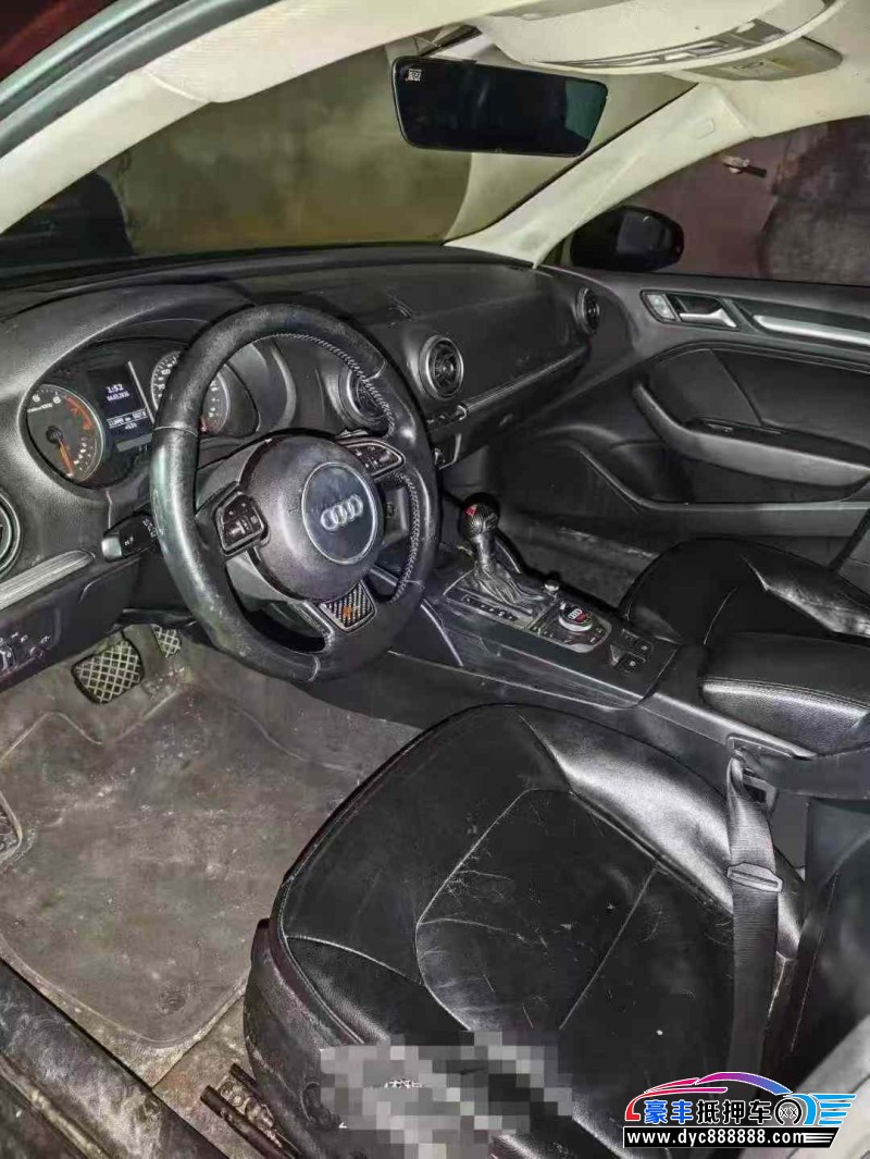 16年奥迪A3轿车抵押车出售