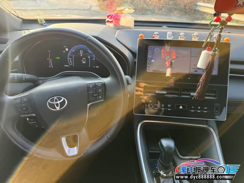 25年丰田亚洲龙轿车抵押车出售