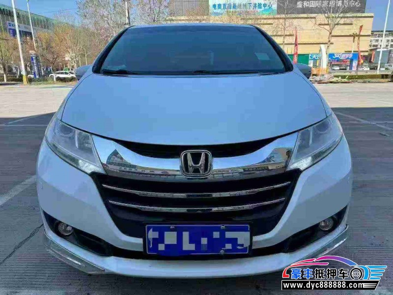 抵押车出售17年本田奥德赛轿车