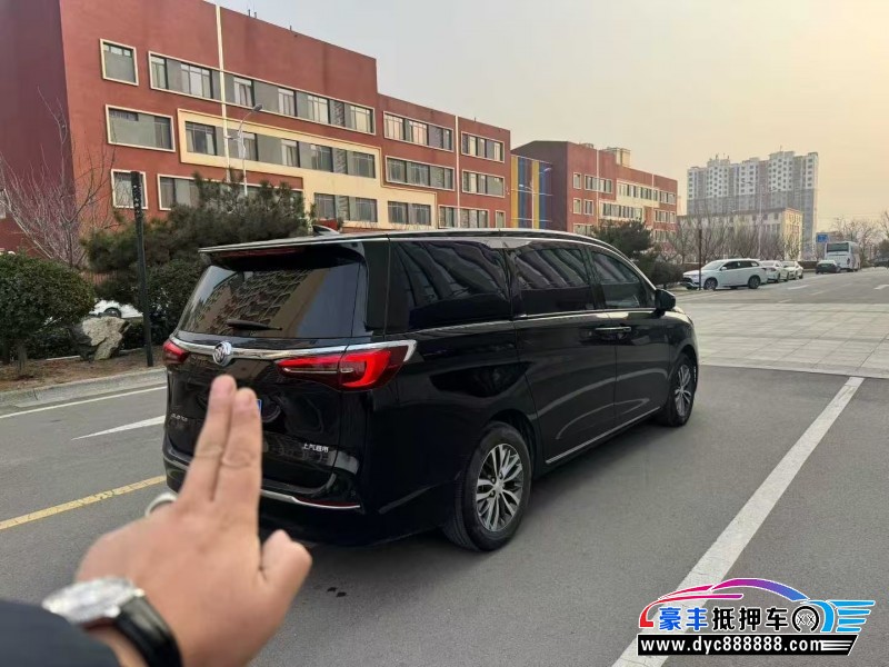 22年别克GL8轿车抵押车出售