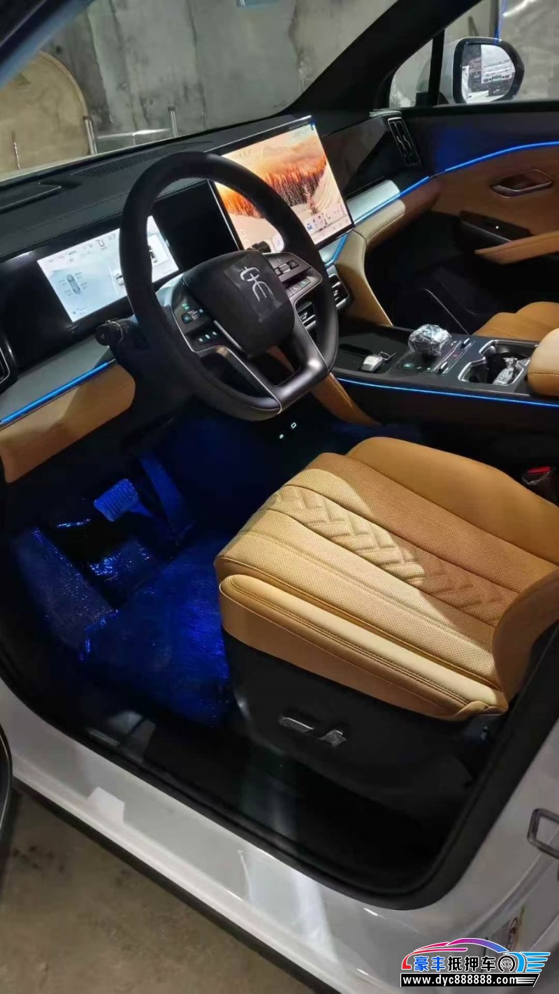 25年比亚迪宋轿车抵押车出售