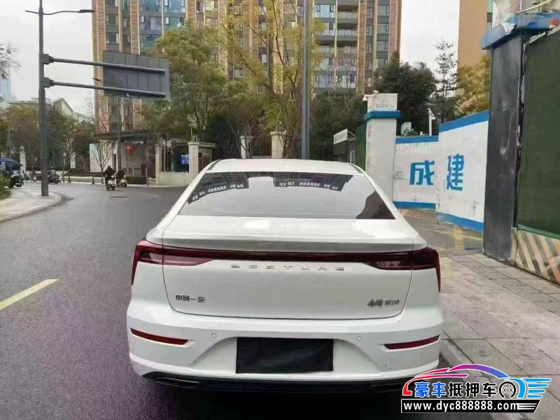 24年奔腾B70轿车抵押车出售