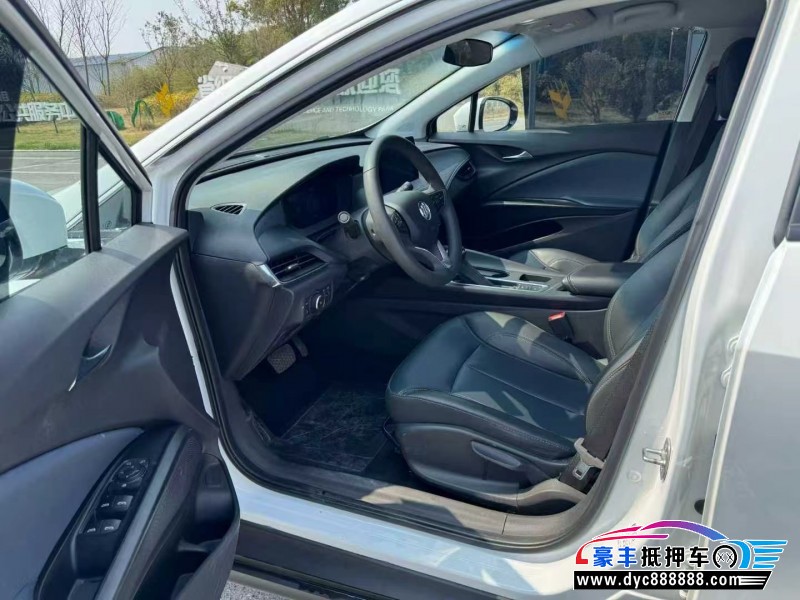 24年别克微蓝轿车抵押车出售